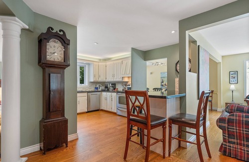 Historic Old Town House | Sanibel North, Backs onto River