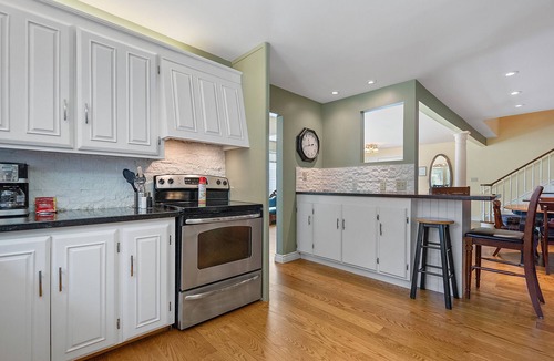 Historic Old Town House | Sanibel North, Backs onto River