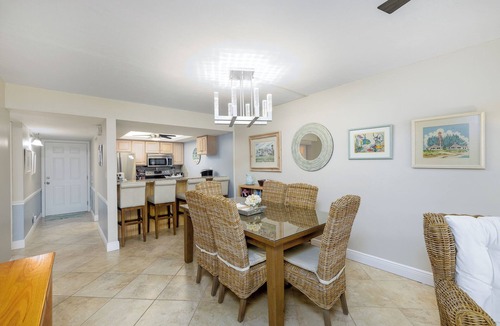 Sanibel Condo | Sanibel Siesta on the Beach unit 607