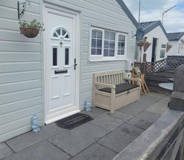 Leysdown-on-Sea Apartment | Sanity Sanctuary