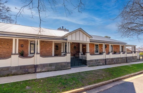 Orange House | Sanlor Suite 2 | Luxury, Comfort & Style