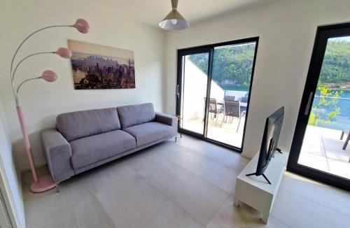 Caslano Villa | Sans Souci 2