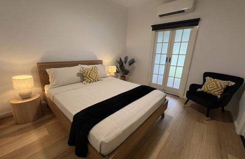 Ingham Hotel | Sans Souci Apartments