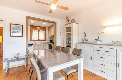 Llanca Apartment | Sant Carles 22 - sunny apartment with sea views