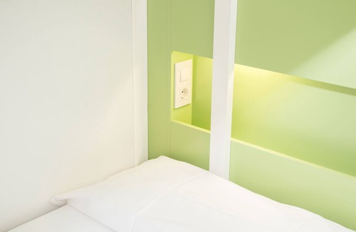 El Camp de l'Arpa del Clot Hostel | Sant Jordi Hostels Sagrada Familia