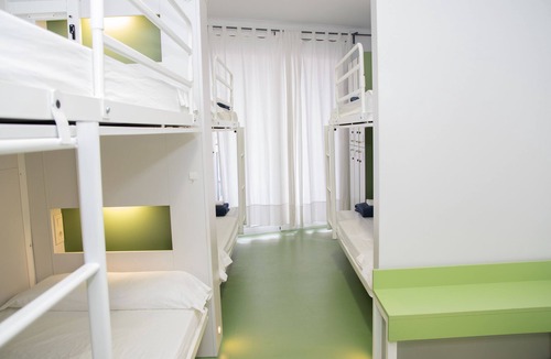 El Camp de l'Arpa del Clot Hostel | Sant Jordi Hostels Sagrada Familia