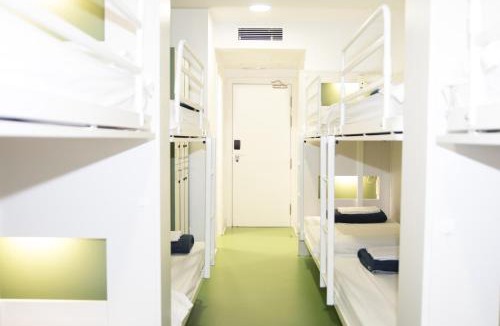 El Camp de l'Arpa del Clot Hostel | Sant Jordi Hostels Sagrada Familia