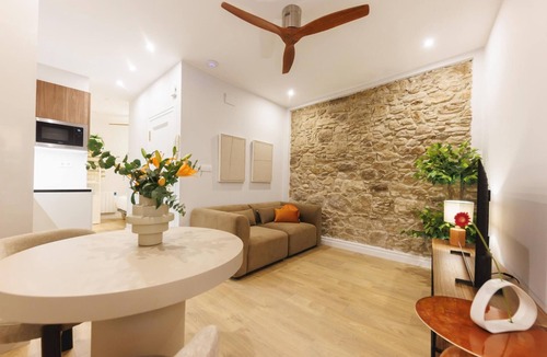 Old Town Apartment | Sant Josep - Holiday Apartment Rental in Girona | Bravissimo
