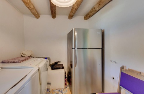 Santa Cruz House | Santa Cruz Home w/Mountain Views!