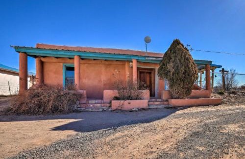 Santa Cruz House | Santa Cruz Home w/Mountain Views!