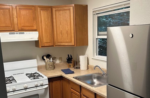 Ben Lomond Apartment | Santa Cruz Mountains Studio