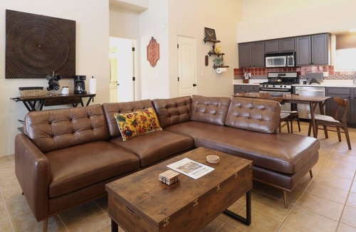 Santa Fe House | Santa Fe Home with Hot Tub & Fireplace