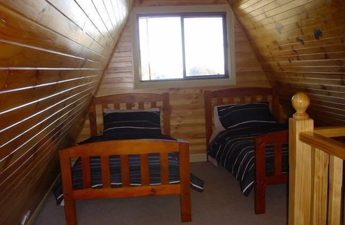 Tolmie House | Santa Fe Ranch - peaceful getaway