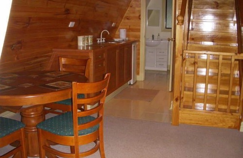 Tolmie House | Santa Fe Ranch - peaceful getaway