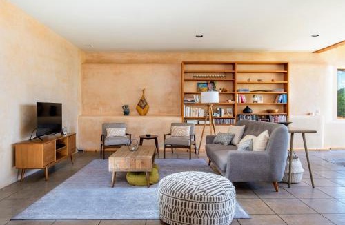 Santa Fe House | Santa Fe Ridgetop Retreat With 2 Hot Tubs and Views
