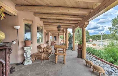 West Alameda House | Santa Fe's Hidden Gem