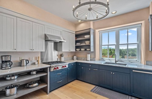 Tesuque Hills House | Santa Fe Santuario- Perfect Views, Kiva Fireplace