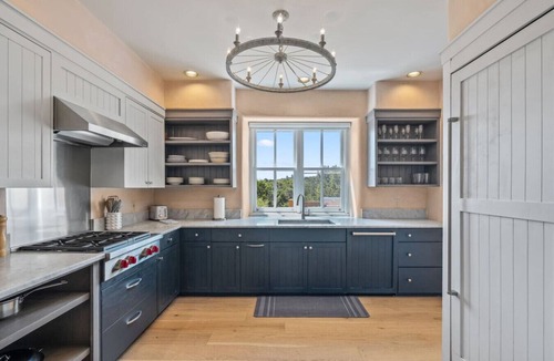 Tesuque Hills House | Santa Fe Santuario- Perfect Views, Kiva Fireplace