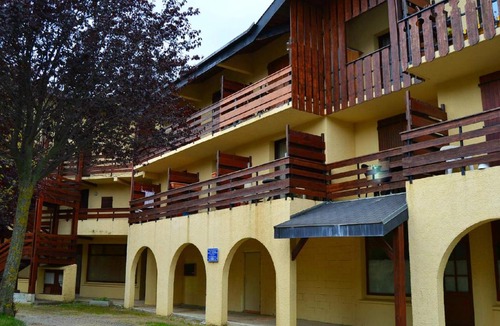 Sainte-Leocadie Apartment | SANTA LEOCADIA IV