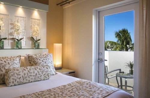 Uptown - Upper Duval Resort | Santa Maria Suites
