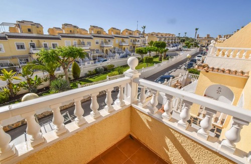 Los Arenales del Sol House | Santa Pola Gran Alacant: House in a quiet residential area