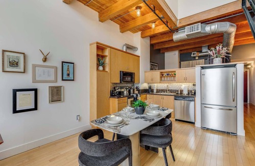 San Jose Condo | Santana Row Properties #9 - Silicon Valley Getaway: Escape the Ordinary!