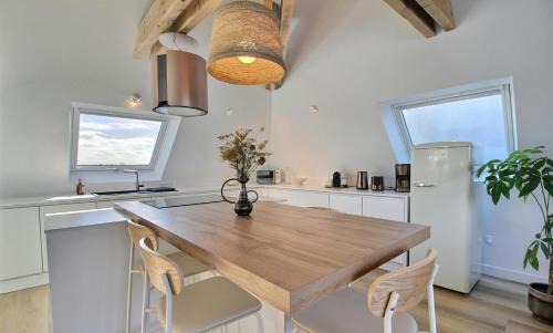 Santec Apartment | Santec, T3 duplex, face à la mer