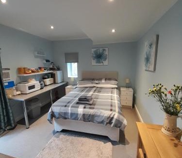 Westbury Bed & Breakfast | Santi Bhavana Bed & Breakfast