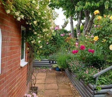 Westbury Bed & Breakfast | Santi Bhavana Bed & Breakfast