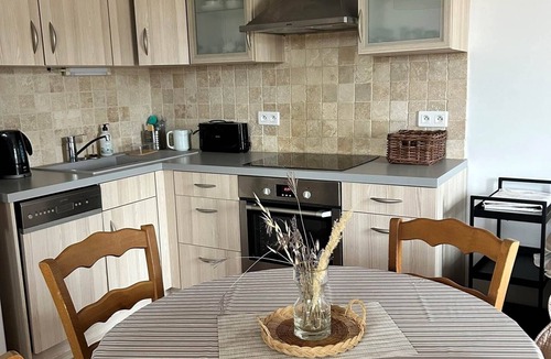 Niozelles Apartment | Santoline Holiday Cottage