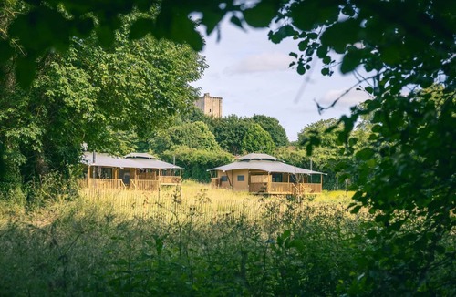 Moncontour House | Santoline Lodge near the lake