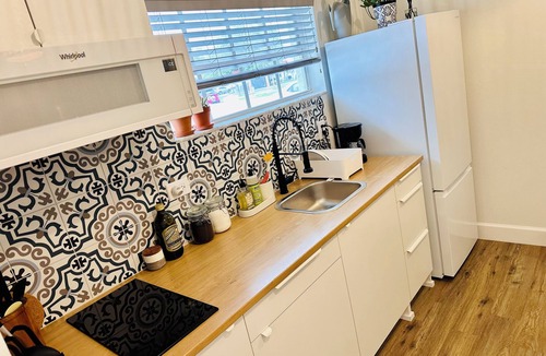 Downtown Zephyrhills Apartment | Santorini Cabana in Zephyrhills