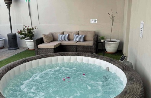 La Joya House | Santorini house w/jacuzzy