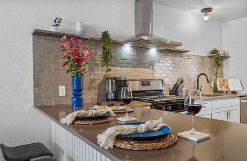 Austin Villa | Santorini Inspired | Firepit | Grill I Yoga