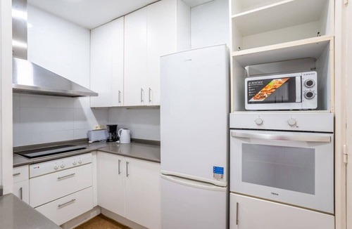 Sants Apartment | Sants Estacio - Modern and comfy 4BD for 8 guests