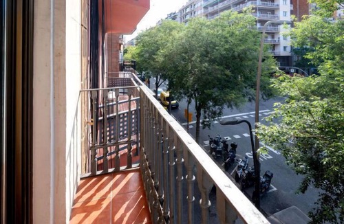 La Maternitat i Sant Ramon Apartment | Sants-Montjuïc: Avenida Madrid by Interhome