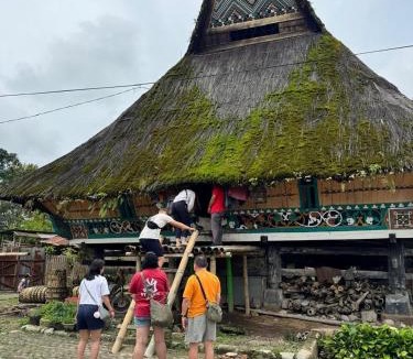 Berastagi House | Sapo Rumbia Homestay