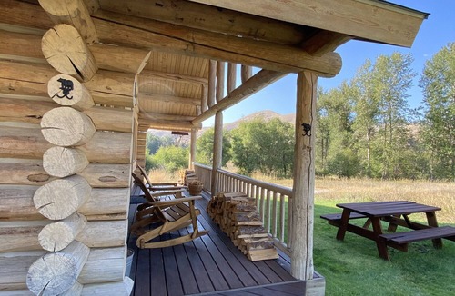 Darby Cabin | Sapphire Cabin at Rye Creek Lodge