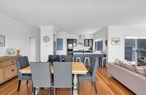 Gerringong House | Sapphire on Wilson, Gerringong