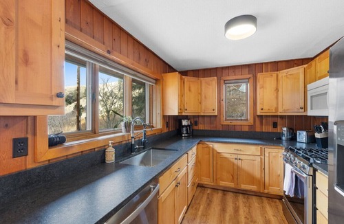 Grantsdale Cabin | Sapphire Ridge Cabin