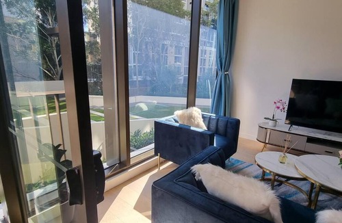 Macquarie Park Apartment | Sapphire Royale Suite in Macquarie Park