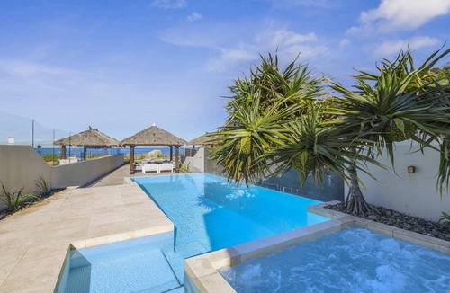 Sapphire Beach House | Sapphire Sands Beach House, Absolute Beachfront, P