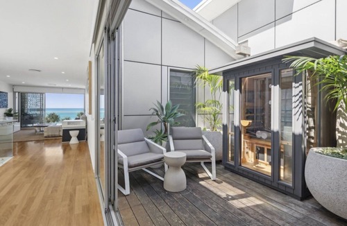 Sapphire Beach House | Sapphire Sands Beach House, Absolute Beachfront, P