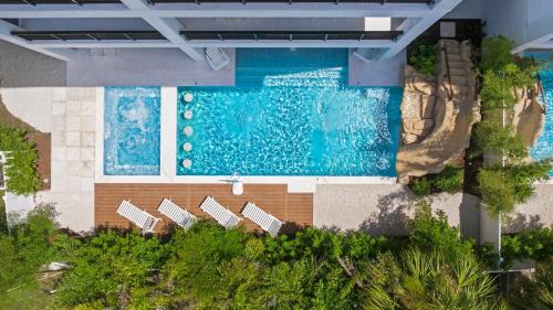 Bay Esplanade House | Sapphire Shores