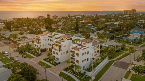 Bay Esplanade House | Sapphire Shores