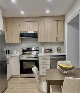 Oakwood Village Apartment | Sapphire Suite Modern 1BR and Sofa Bed Apartment