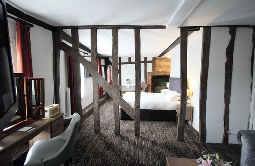 Dunmow Hotel | Saracens Head Hotel