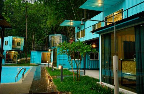 Hulu Selangor Cabin | Sarang by the brook