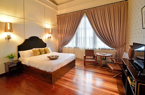 Kampung Kuchai Hotel | Sarang Paloh Heritage Stay & Event Hall