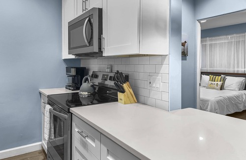 Gulf Gate Estates House | Sarasota 2 Bedroom House right next to Siesta Key